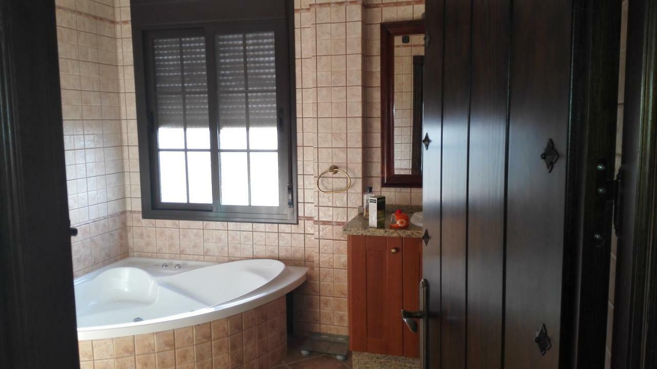 Villa En Lo Alto Del Monte Villanueva del Trabuco Extérieur photo